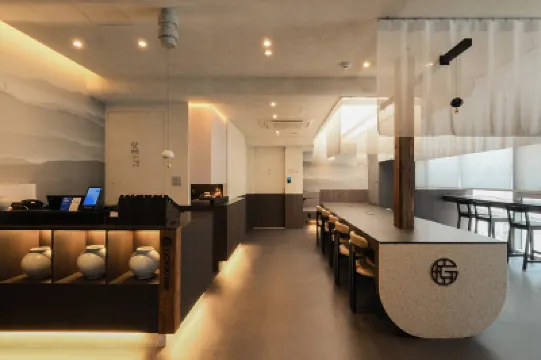 GOYOO旅館與木屋 新沙洞附近的飯店