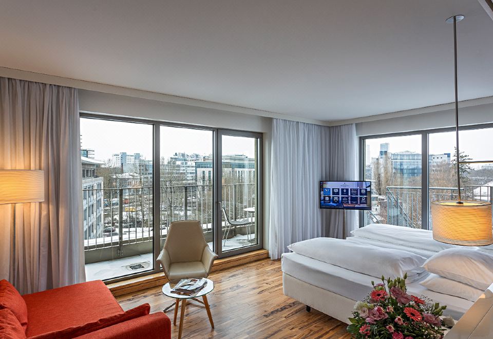 페스타나 베를린 티에르가르텐 수영장 이미지