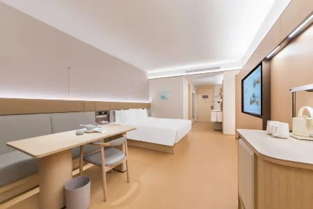 JI Hotel (Nanyang Dengzhou Beijing Avenue) Отели рядом с достопримечательностью «Nanyang Vocational College of Science and Technology»