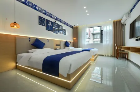 Shuishang Renjian Hotel