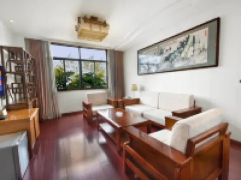 Zishan Hotel Hotels in Jingde