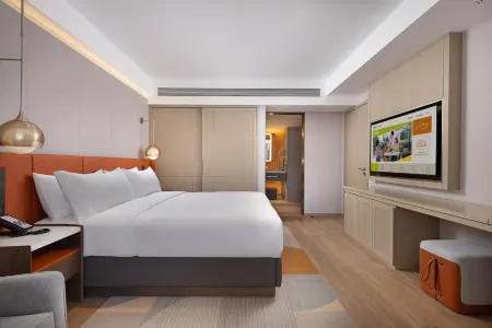 Home2 Suites by Hilton Hohhot Jokhang Temple Отели рядом с достопримечательностью «Xilitu Zhao  Temple»