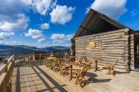 BAIHABA HUAYUSEN HOMESTAY