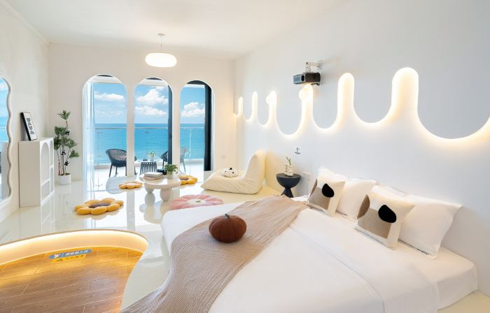 Shuangyue Bay Xiehai Sunrise Seaview Beautiful Homestay (Honghai Bay Phase 3)