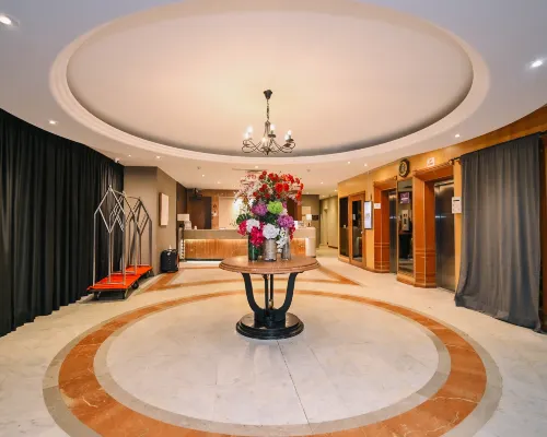 كورونا إن هوتل، بوكيت بينتانج Hotels near بوكيت بينتانج