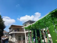 Yuelai Hostel Hotels near Huagai Road Foshan Characteristic Culture Street