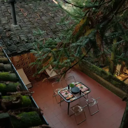 47 Tree Inn