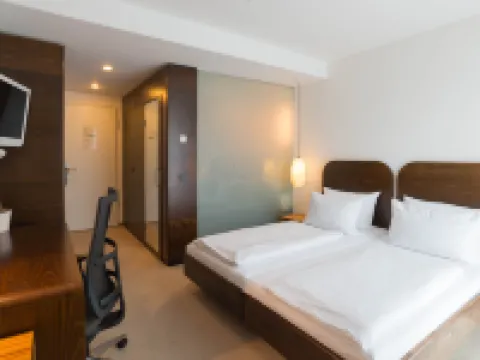 Corbin München Airport Business Hotel フライジンクのホテル