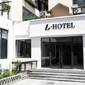 L.HOTEL Hotels near Signal Hill Park