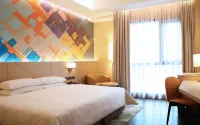 Sunway Hotel Big Box Hotels near The Dragon