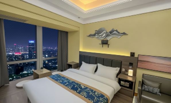 Xingyinyunduan Hotel (Guangzhou Changgang Subway Station)