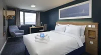 Travelodge Birmingham Perry Barr 애스턴홀 주변 호텔