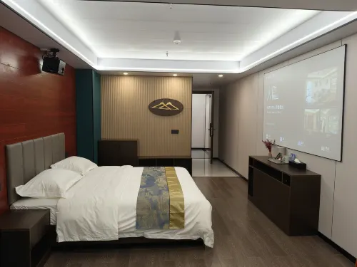 Dayin Movie Homestay Hotel