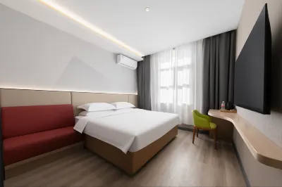 Bomu Hotel (Jinan Shandong University Daming Lake Station) Hotels in Jinan