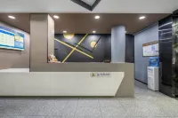 IU Hotel (Chengdu Caotang North Road Subway Station) Hotels in Chengdu