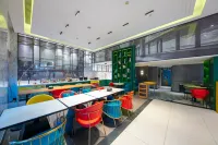 Yast Hotel (Daxin Metro Exit A, Nantou Ancient City) - sarapan