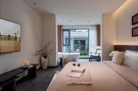 大理安予隱居塵外Villa設計師度假美宿（大理古城三月街店）