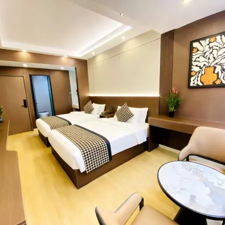 Longnan Heyue Lanting Hotel Отели в г. Луннань