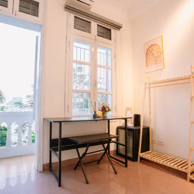 Sun Westlake View & Balcony Homestay Hotels near Machinco Building - MDRI