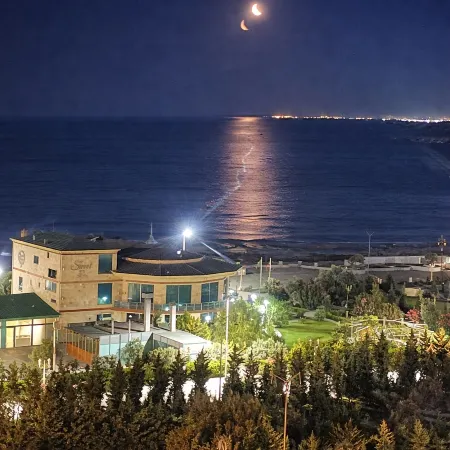 Cozy City Center Apartment with Full Sea View