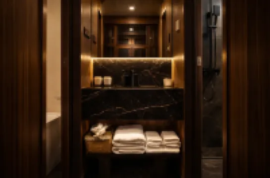 Lugu Lake Tingmiao | Mountain Lake View · Full View Gem Goddess Mountain Lake View Resort Villa