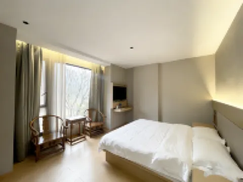 구린 팰리스 호텔