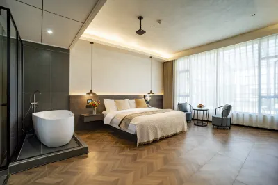 Floral Hotel · Vista Seek Oxygen-Rich View Hotel (Songzanlin Scenic Area Branch) Hotels in Shangri-La