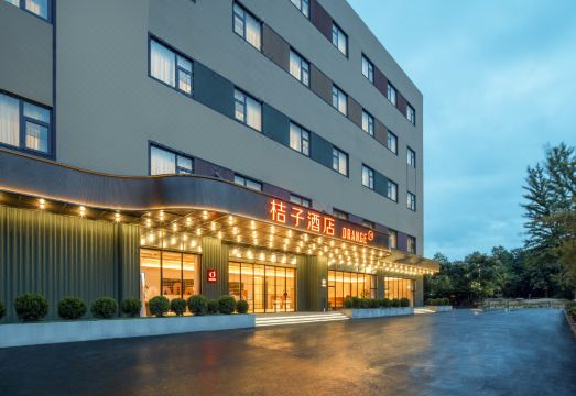 Hotel Interior Comparison