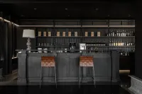 Shangri-La Yanwai · Boundless Wild | THE HORIZON - bar