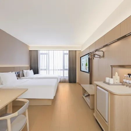 Ji Hotel (Changbaishanxi Railway Station)