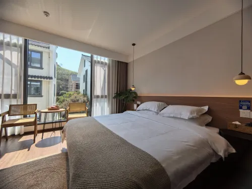 Tiantai Hidden Light Collection Homestay  (Tiantai Mountain Scenic Area Store)