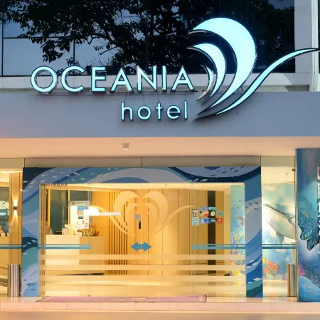 Oceania Hotel Отели рядом с достопримечательностью «Торговый центр Karamunsing Capital»