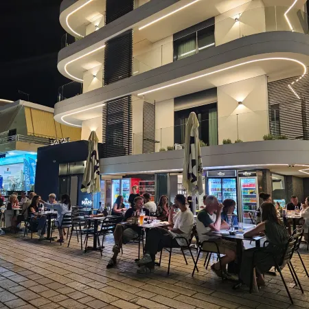 Lion Gate Hotel