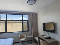 Yanbai Hotel - 2-Star