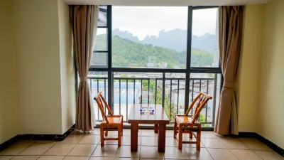 Zhangjiajie night park hetian style theme inn (tianmen mountain national forest park branch) Hotels in 