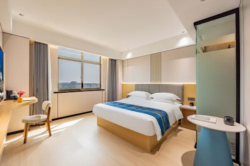 Linhai WanHao Movie Hotel