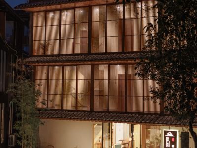 HOTEL MORO