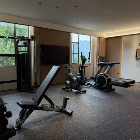 Urba S Hotel (Wanbao Plaza, Longyan Railway Station)