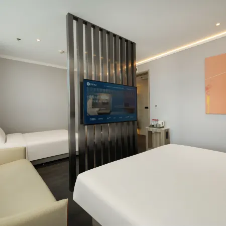 HanTing Hotel (Ulanhot Wuyi Square)