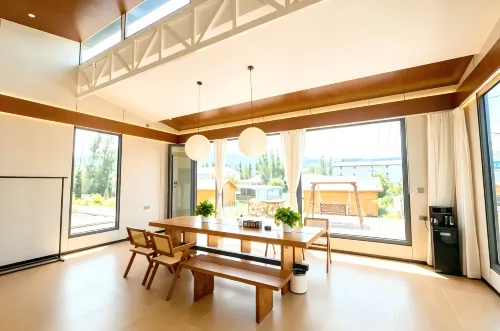 Nalati Shiguangli · Courtyard View · Leisure Vacation Homestay (Nalati Grassland Scenic Area) - Bãi đậu xe