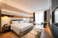 Rezen Hotel （Handan East Railway Station）