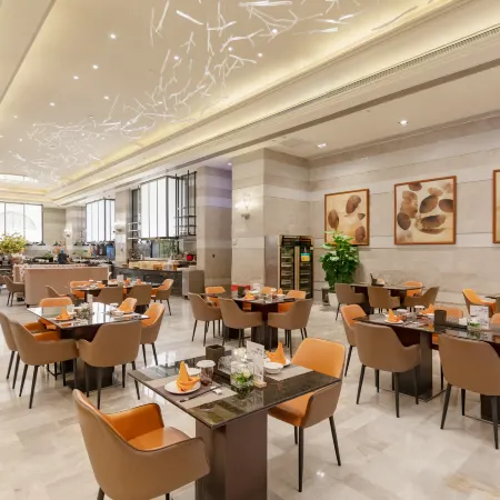 Royal Suites & Towers Wuhan