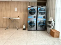 Starway Hotel (Fuxin Jiefang Plaza) - Bãi đậu xe