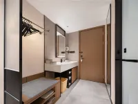 Urumqi Hotan 2nd Street Diwang Mall Atour Hotel - 마운틴 뷰