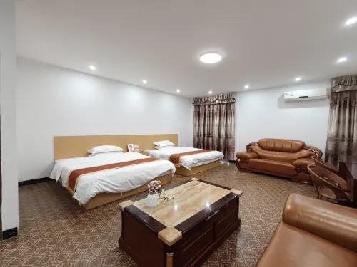 Huazhou Fuhao Hotel - เปิดใหม่