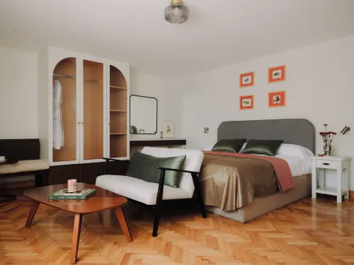 Longchamps l Zamalek l Boutique Hotel with Breakfast - 4-Star
