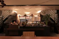 Mid-levels Hot Spring Home - bar