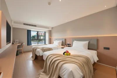 Yayue Hotel (Guiyang North Railway Station) Hotels in Guiyang