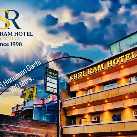 Shri Ram Hotel - Shri Ram Janambhoomi & Shri Hanuman Garhi Temple-100 Mtrs.