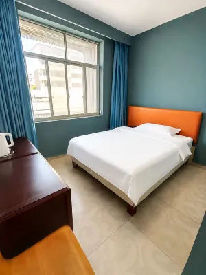 Ganzhou Yuexiang Life Theme Hotel (Nanmenkou Yuwanli Branch) - 2 Yıldız